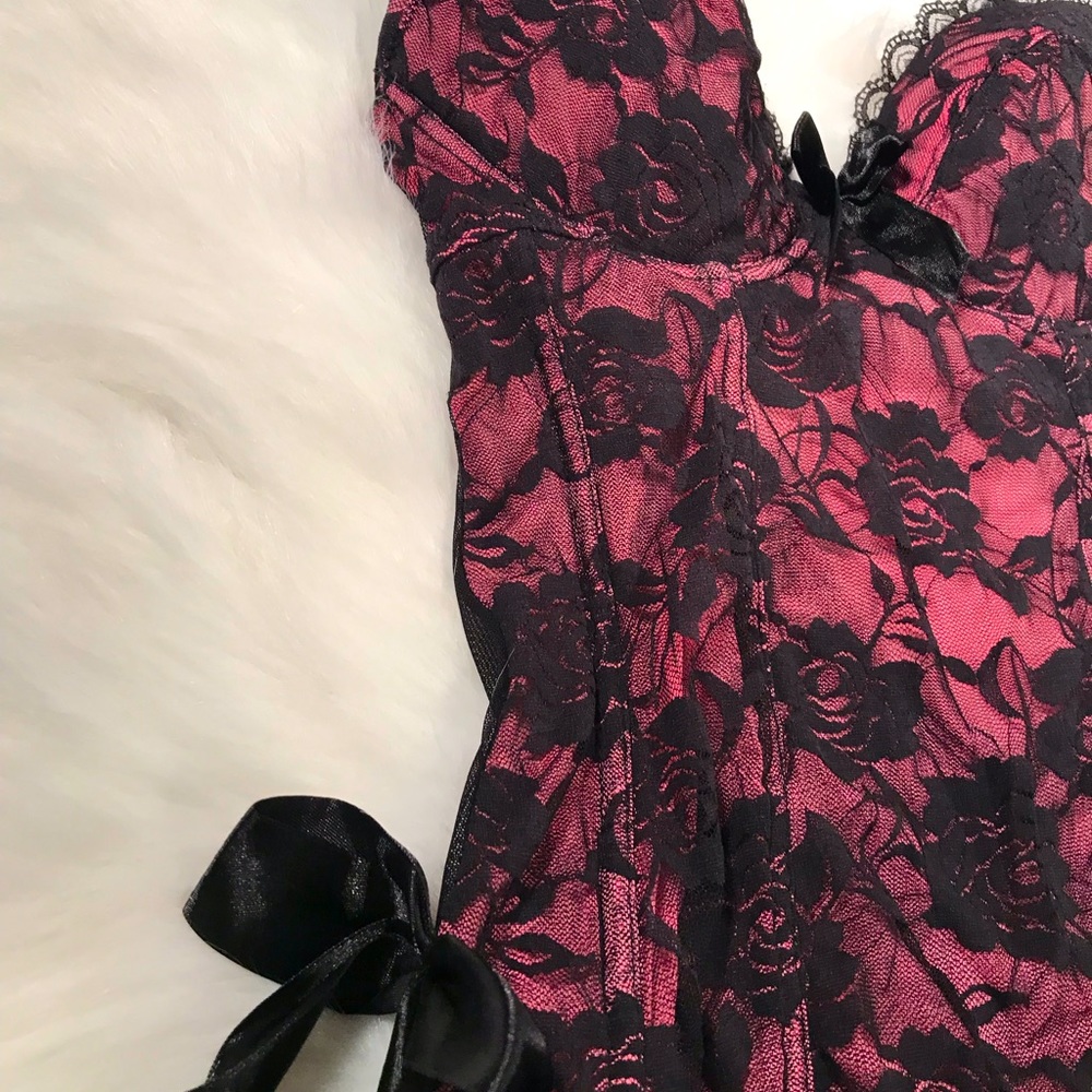 Merry Widow type chemise